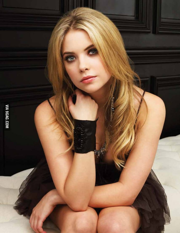 Ashley Benson - 9GAG