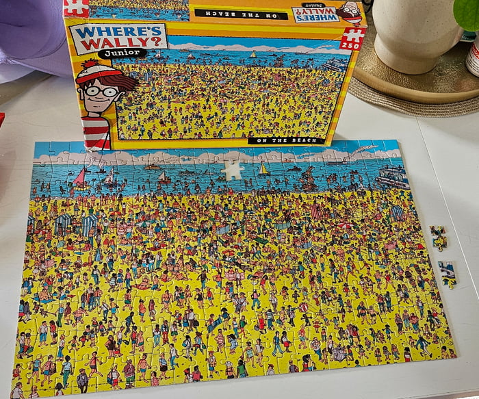 Got a Wheres Wally puzzle and
