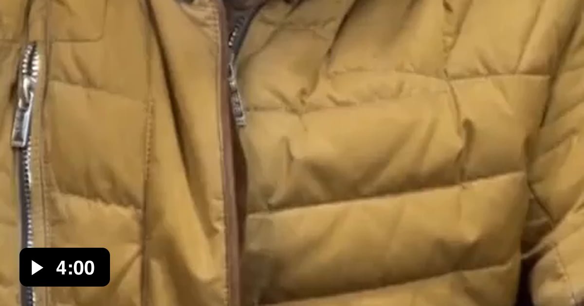 This exquisitely handcrafted teapot 9GAG