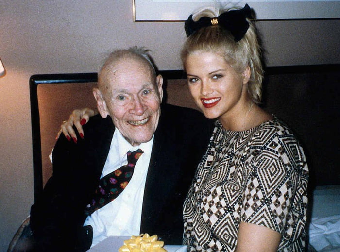 Anna Nicole Smith never got any money when her 90yearold billionaire