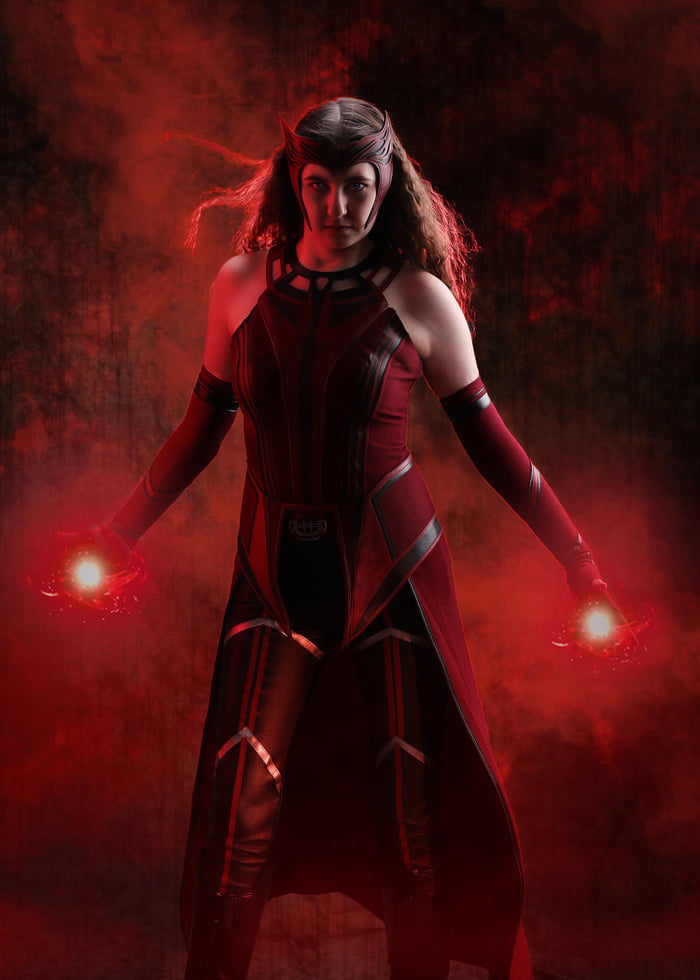 WandaVision Scarlet Witch cosplay (suit by SimCosplay) - 9GAG