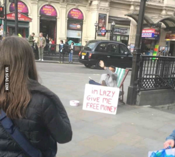 Another day in London - 9GAG