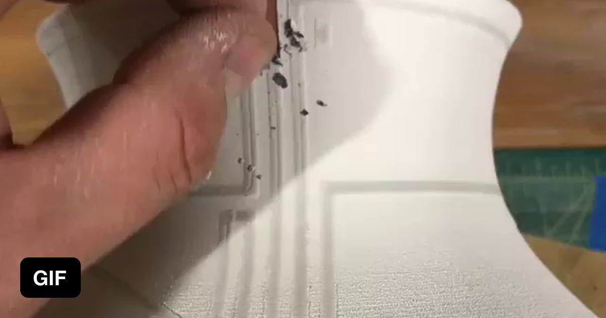 TapeMasking Glaze Peeling on Jonathan Van Patten's Ceramics 9GAG