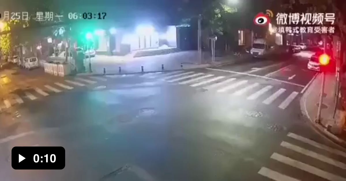 Scooter vs Car or Car vs Scooter 9GAG