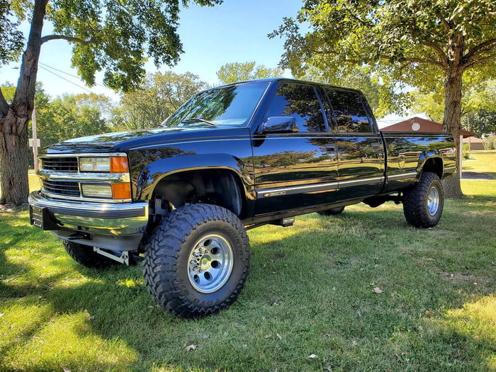 2000 Chevrolet K3500 - 9GAG