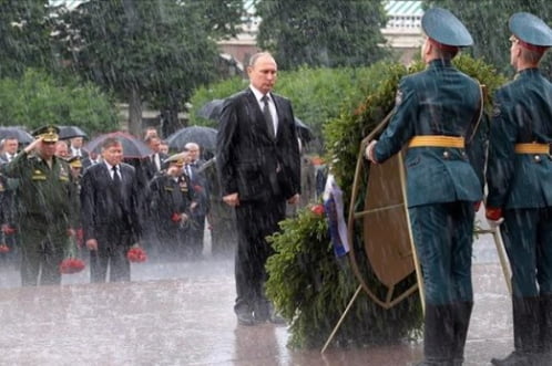 people only rain on your parade memes people only rain on your parade memes