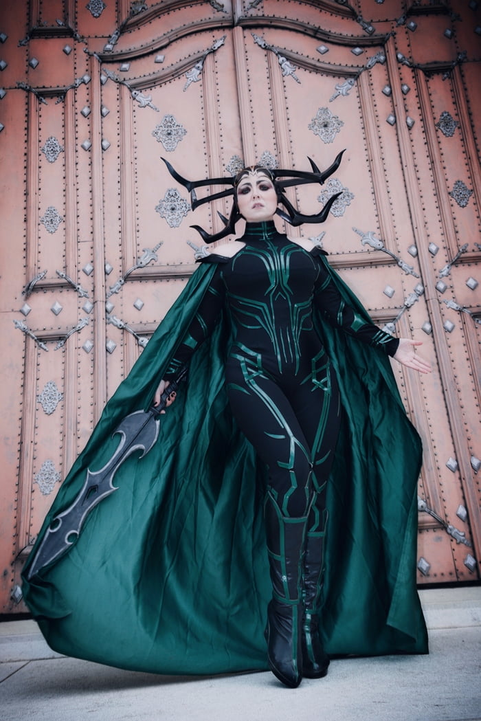 Hela Cosplay At Animuc 2019 9gag