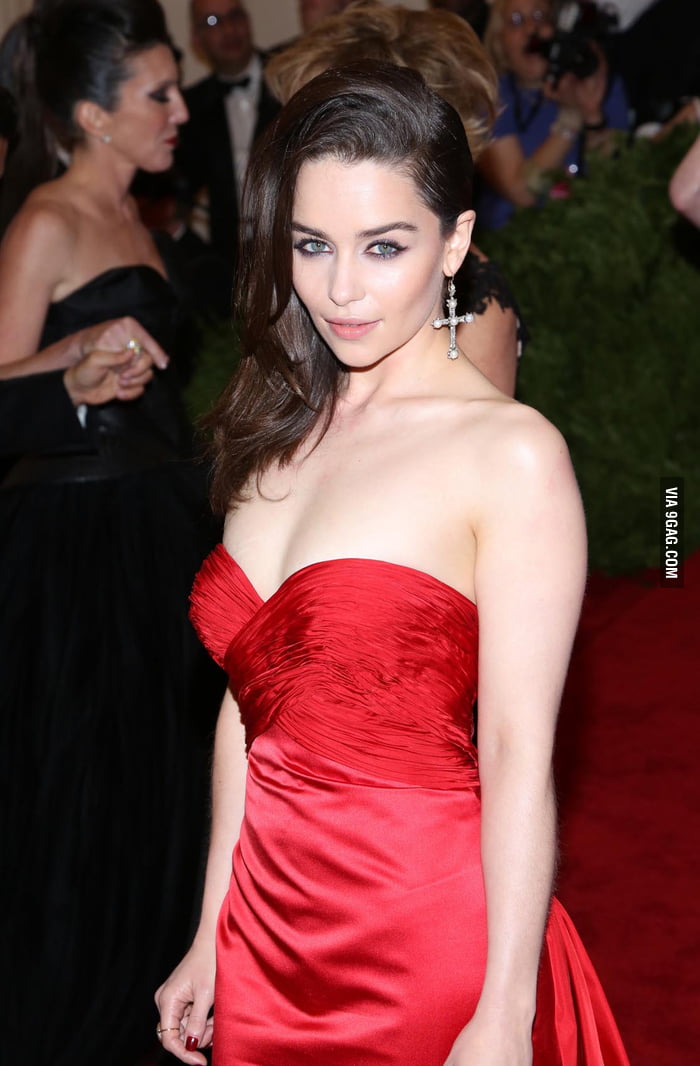 Emilia Clarke Gag