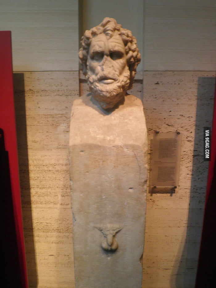 Visiting a museum in Rome when suddenly... - 9GAG