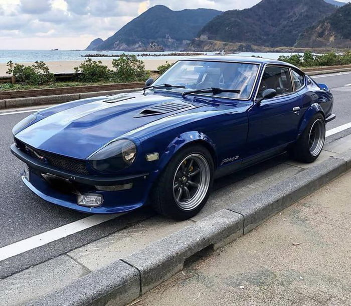 Реликвия nissan 240z