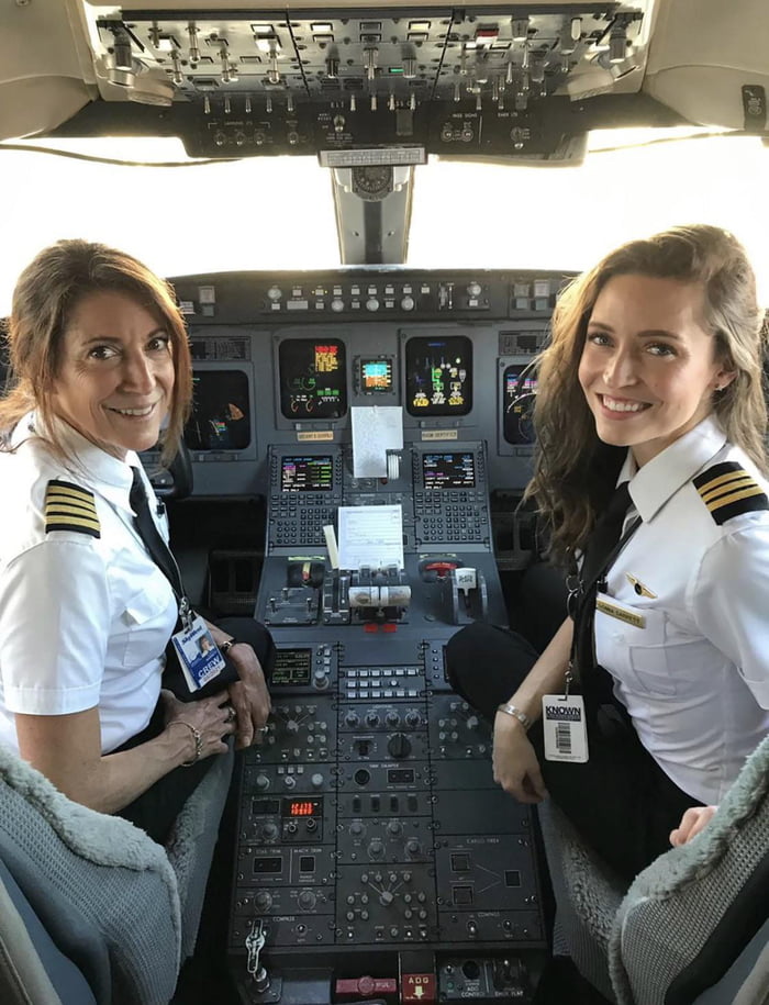 captain-suzy-garrett-and-her-first-officer-daughter-donna-are-the