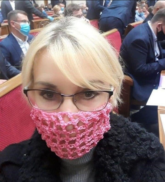 Ангелина богуцкая паратайн фото This Ukrainian deputy wearing a "homemade" face mask. - 9GAG