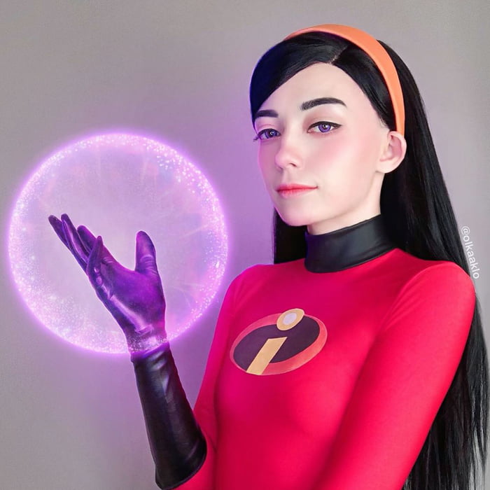 Violet Parr from Incredibles - Cosplay.