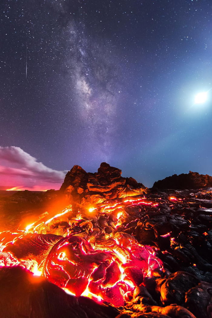 700px x 1049px - EARTH PORN: Lava flow on the Big Island of Hawaii beneath a crescent moon,  the Milky Way, and a meteor ... - 9GAG
