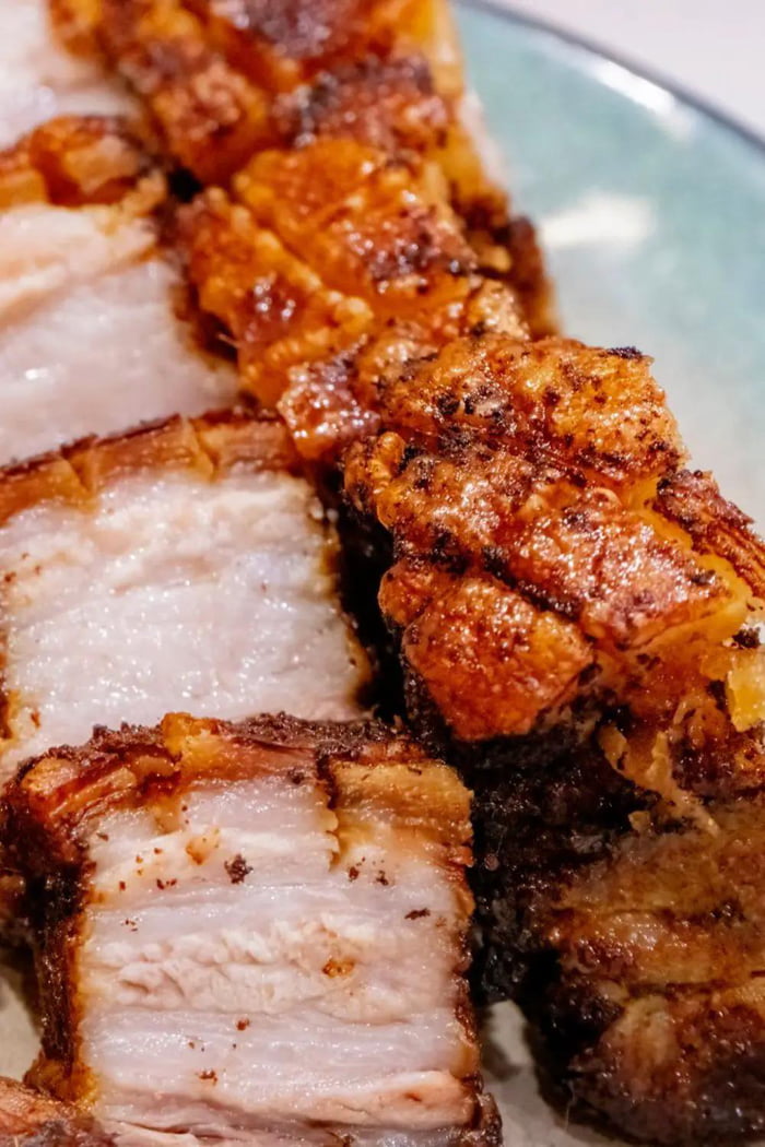 Pork Sponder (Crispy Skin Baked Pork Belly) 9GAG