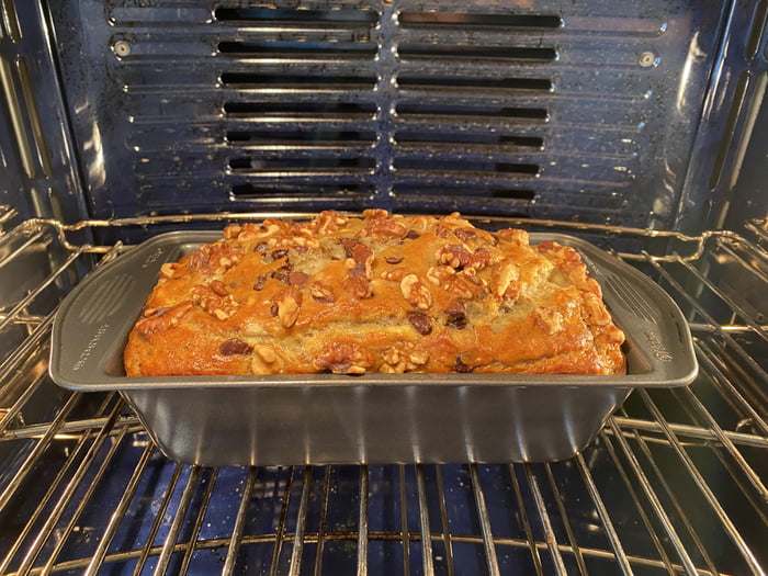 Chocolate Chip Banana Bread With Walnut TOpper - 9GAG
