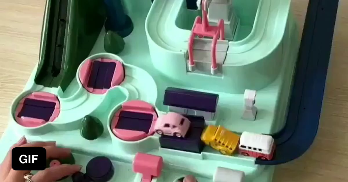 Oddly satisfying children’s toy - 9GAG