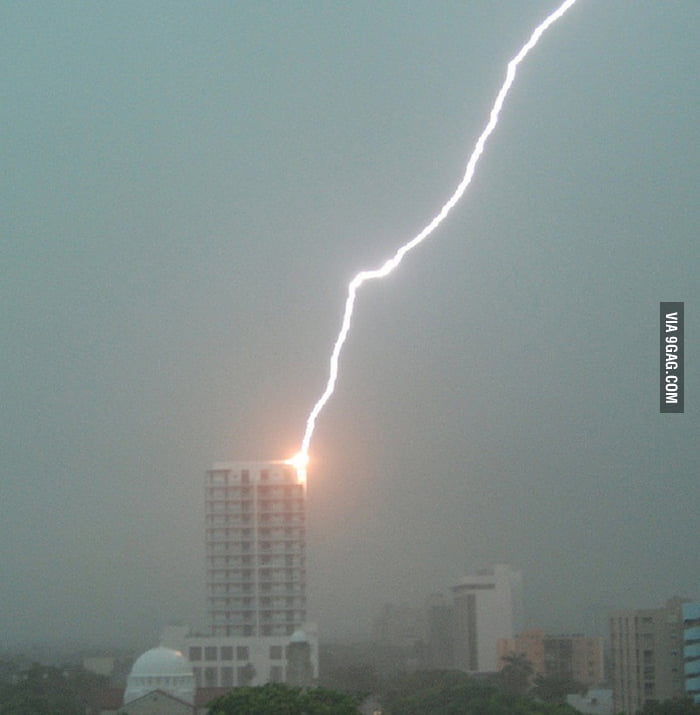 Lightning striking a building - 9GAG