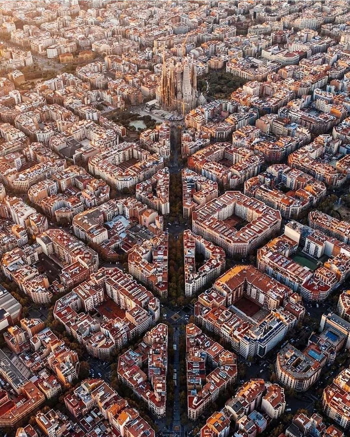 Barcelona beauty - 9GAG