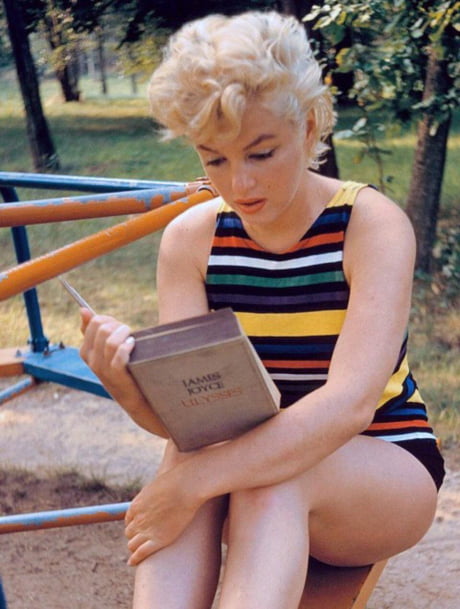 Eve Arnolds 1955 Photo Of Marilyn >> Marilyn Monroe Reading James Joyce S Ulysses Photo By Eve Arnold Eve Arnolds 1955 Photo Of Marilyn >> Marilyn Monroe Reading James Joyce S Ulysses Photo By Eve Arnold