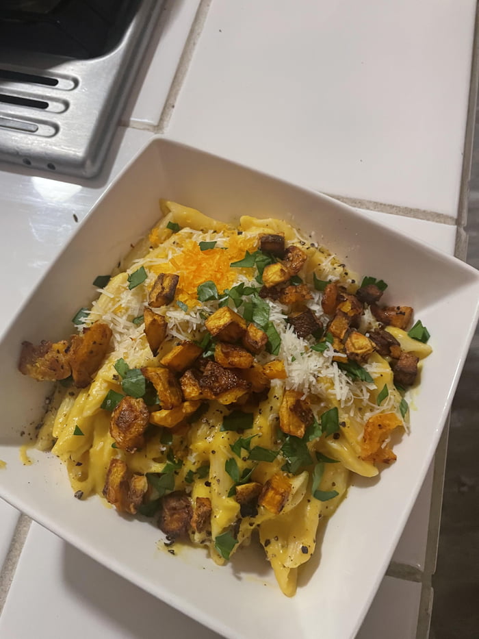 - Creamy butter nut squash pasta with cured egg yolk atop. - 9GAG