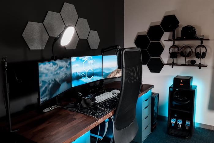 Reshaped the setup with some fresh aesthetics - 9GAG