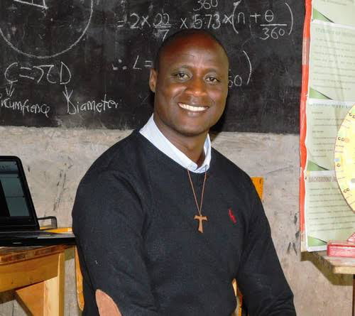 a-science-teacher-from-rural-kenya-who-donated-most-of-his-salary-to