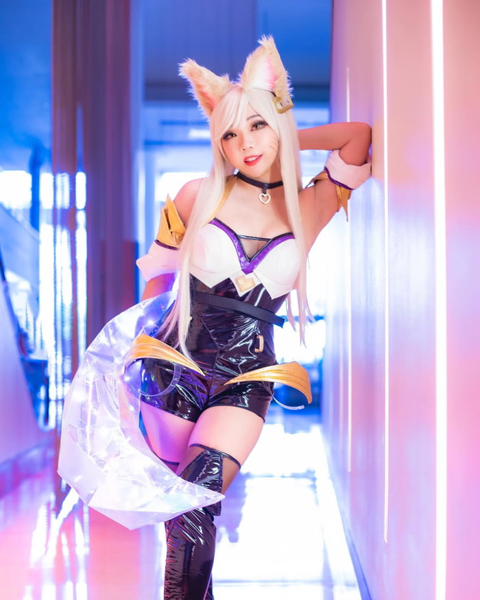 KDA Ahri Cosplay From League Of Legends By Kyumibuns GAG