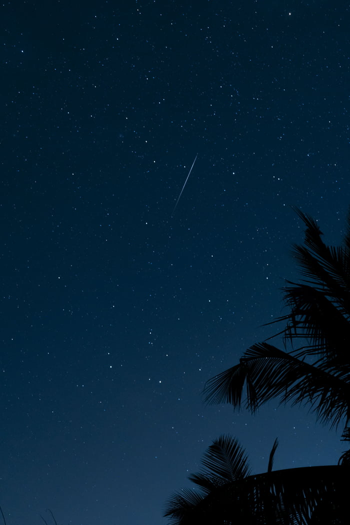 My friend captured this in yesterday's(14dec2022) Geminids Meteor