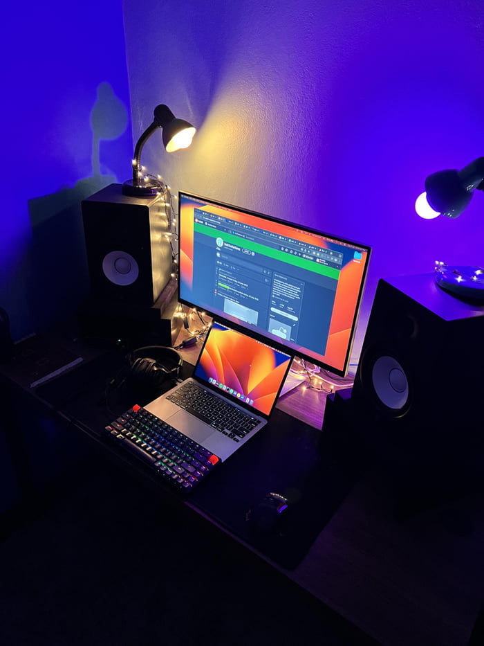 Office for coding // Home studio setup - 9GAG