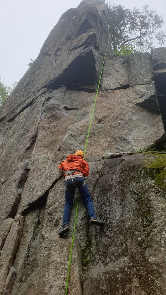 After 6 years today I had my first climbing accident. Climbed a style I