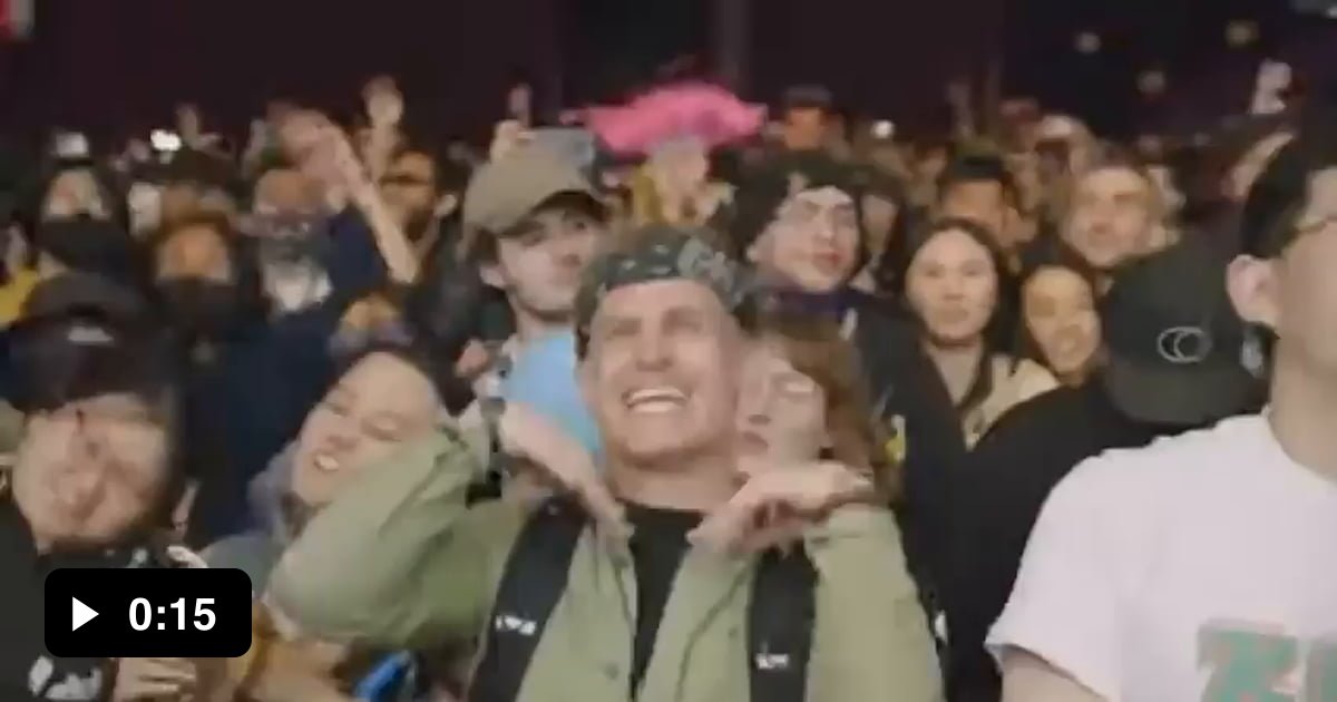 Man vibing flawlessly to Kyary Pamyu Pamyu at Coachella - 9GAG