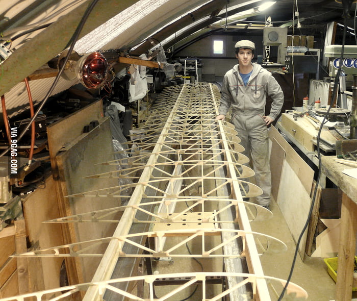 Building my own airplane from scratch 9GAG