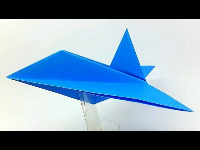 Easy Stealth Bomber origami tutorial - 9GAG