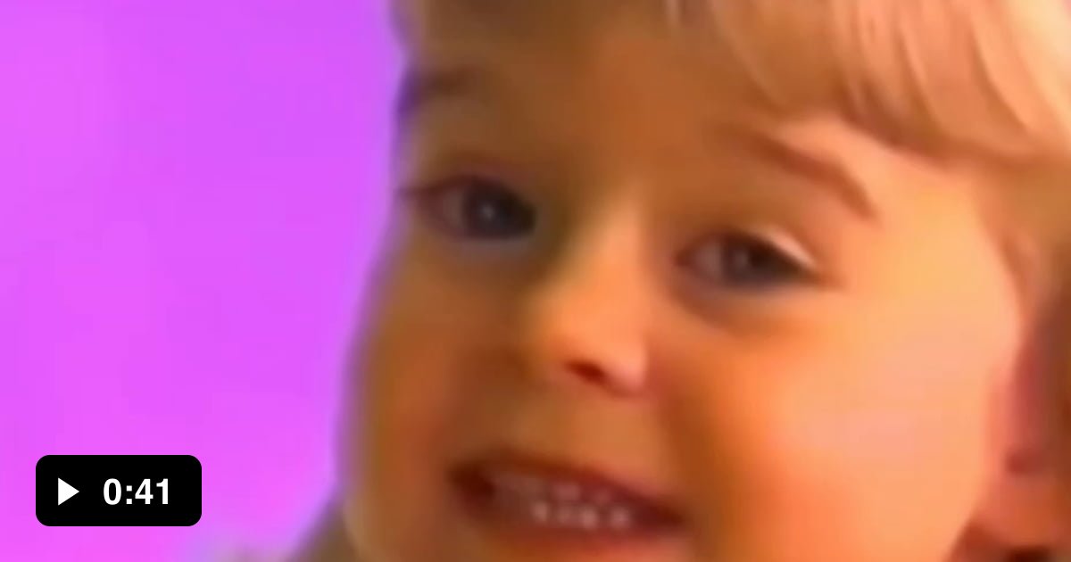 Young Emily Mae during bloopers of Welch Grape Juice. 9GAG(00)