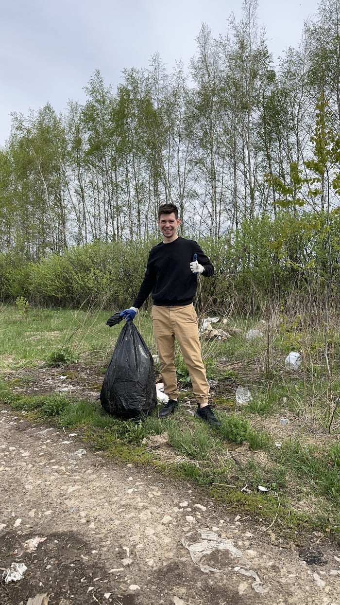 Rich Guy Found Girl Garbage