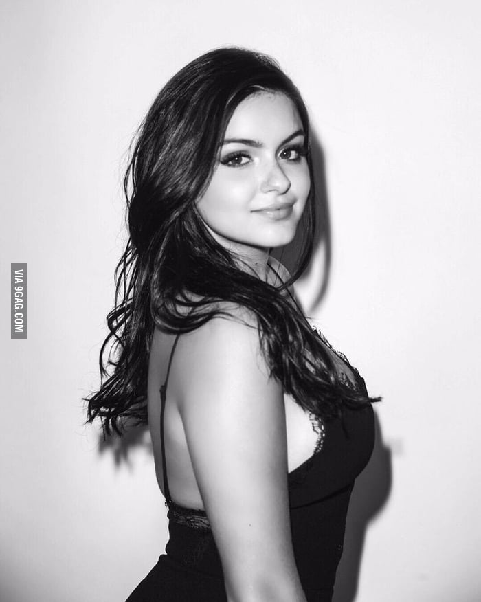 Ariel Winter 9GAG