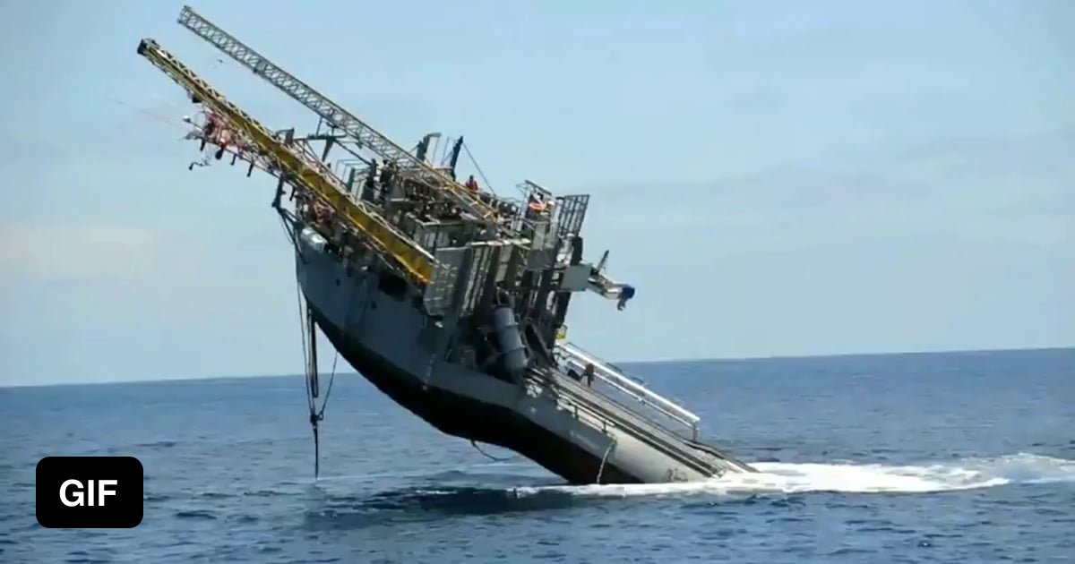 FLIP rearch ship, this ship can flip itself 90° from its horizontal position into a vertical