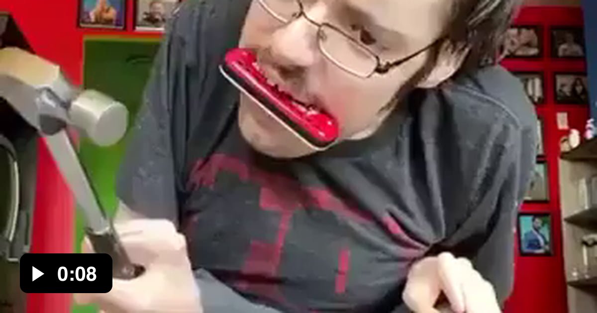 Putting the ‘Harm’ in harmonica 9GAG