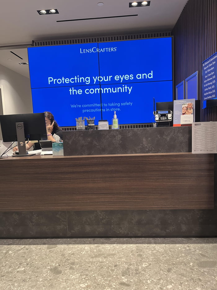 This feel ironic do to the fact this is at LensCrafters. The screens