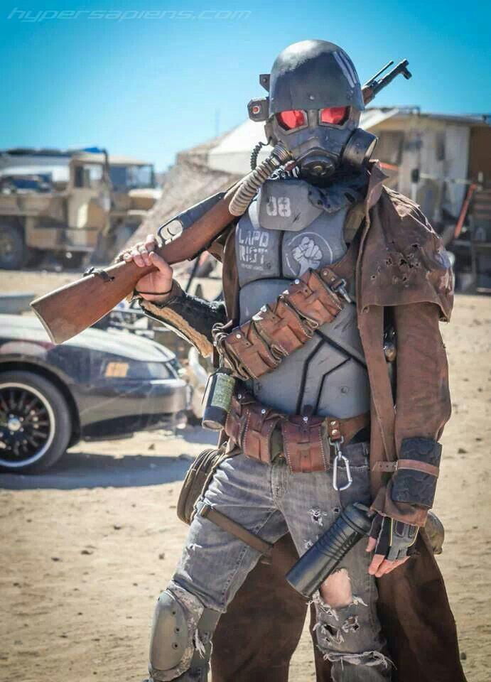 Fallout New Vegas Cosplay - 9GAG