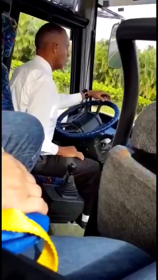 These Bus Driver Shifts 9GAG