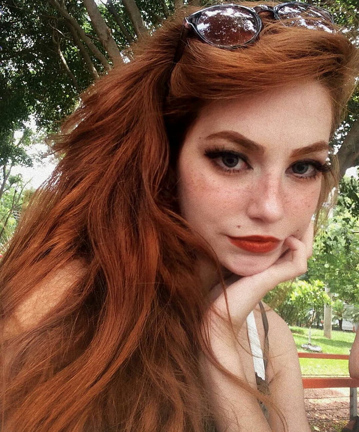 Pretty Redhead Sara Bueno 9gag