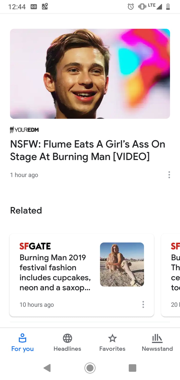 flume eats girls ass