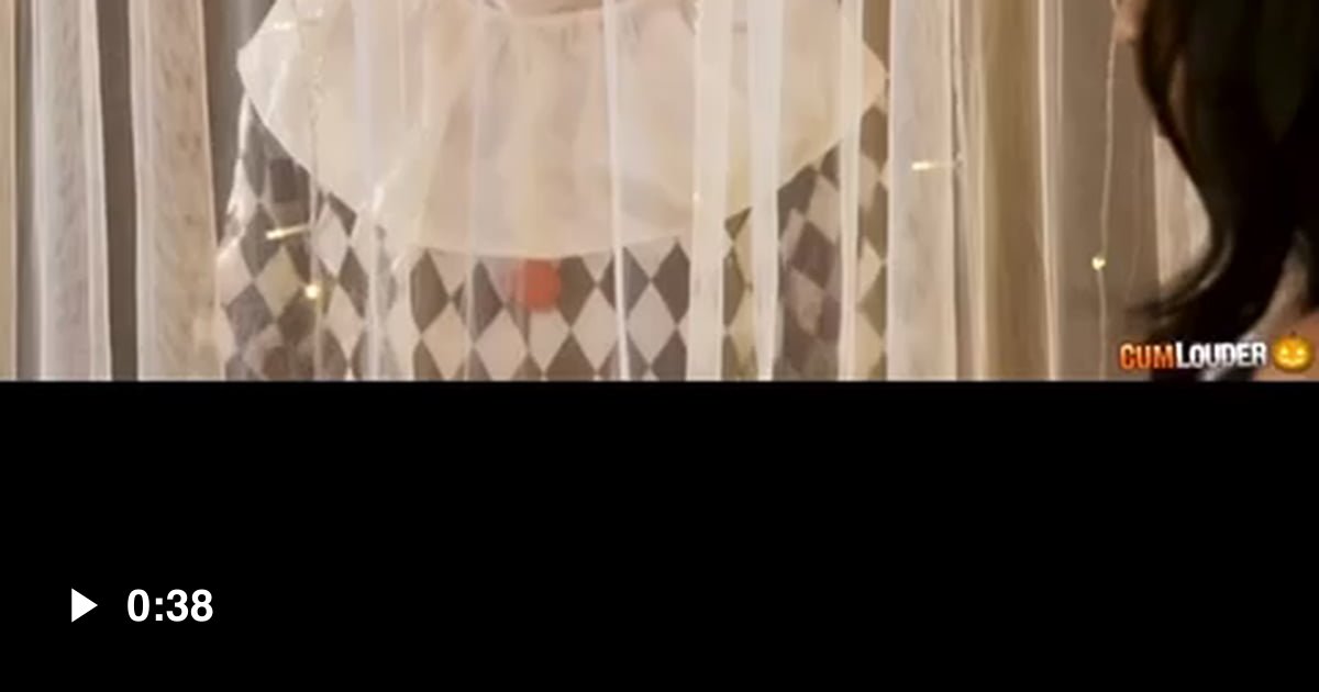 I think i downloaded the wrong IT movie - 9GAG
