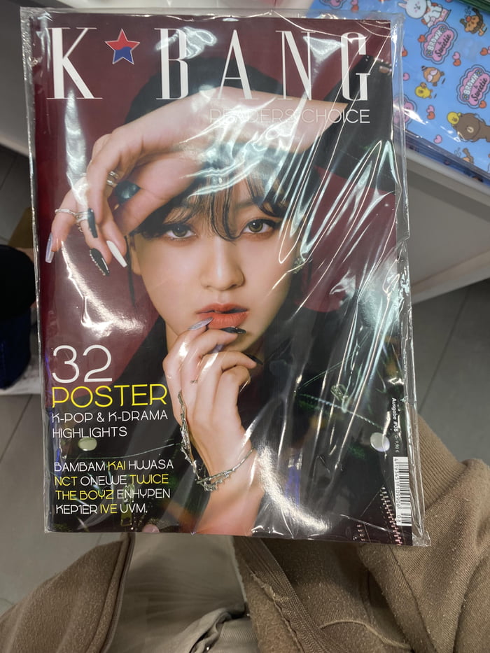 went-to-a-kpop-store-in-berlin-and-bought-this