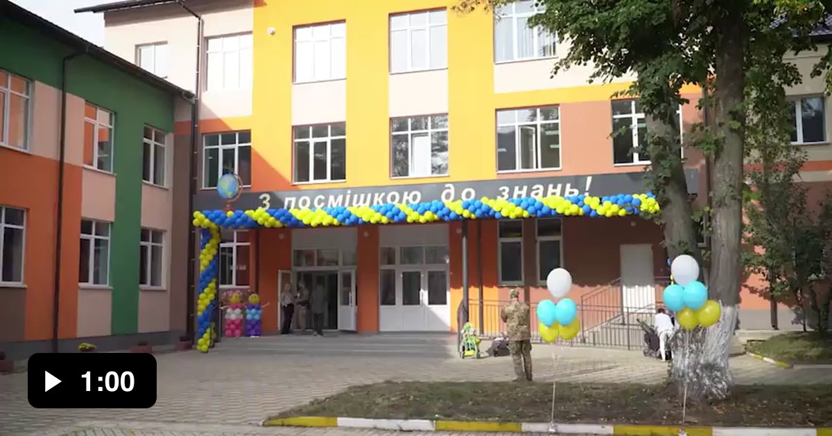 Zelensky visited one of the schools in Irpin. The dog 