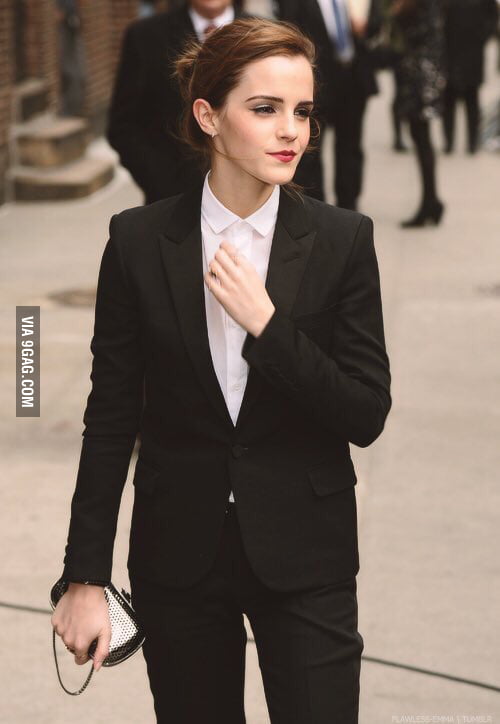 Do you find women in suits sexy? - 9GAG