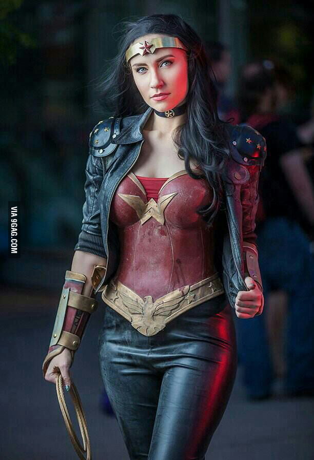 Wonder Women Cosplay 9gag 3240