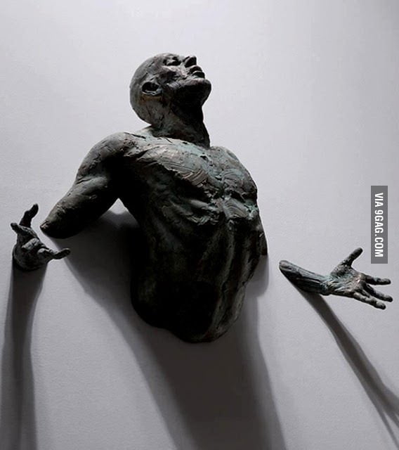 A cool sculpture - 9GAG